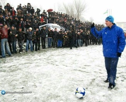 体育赛事-2008年梅西代表乌兹别克斯坦参赛|莱昂内尔·梅西|世界杯_新浪体育_新浪新闻